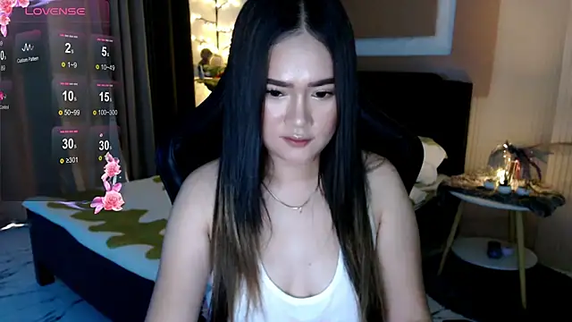 simplykhate online show from February 2026 01:39:01 AM