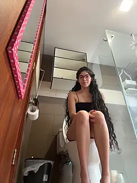 dani bela online show from February 2026 09:39:02 PM