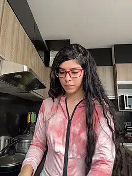 dani bela online show from May 2026 08:28:02 PM