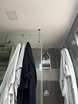 dani bela online show from January 2026 09:18:01 PM