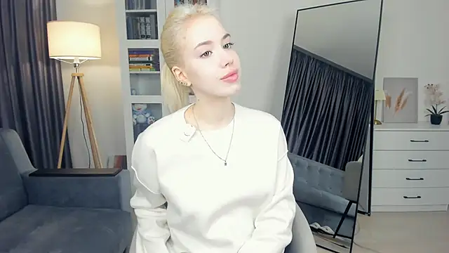beauty cutiepie online show from January 2026 07:25:01 AM