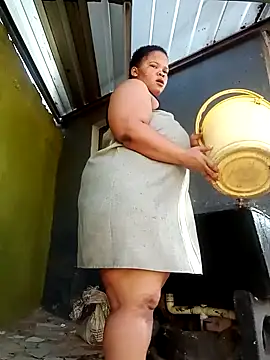 dalukuthula5832 online show from April 2026 05:42:02 AM