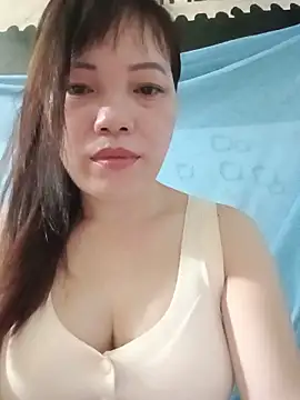 Snapshot of Sana-vn chatting on May 2026 01:44:02 PM Sana-vn online show from May 2026 01:44:02 PM