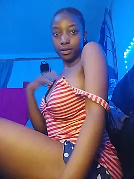 smily sophia online show from May 2026 07:42:01 PM