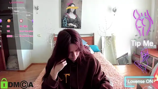 Lily Viola online show from April 2026 07:57:02 AM