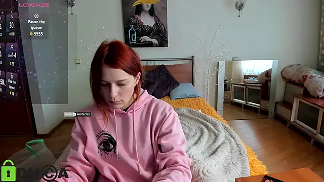 Lily Viola online show from February 2026 09:09:01 AM