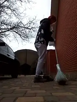 Lily Viola online show from April 2026 06:37:01 AM