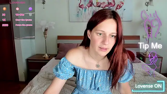 Lily Viola online show from May 2026 07:39:01 AM