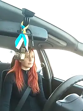 Lily Viola online show from March 2026 06:39:01 AM