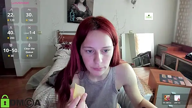 Lily Viola online show from April 2026 07:37:01 AM