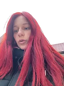 Lily Viola online show from February 2026 03:24:01 PM