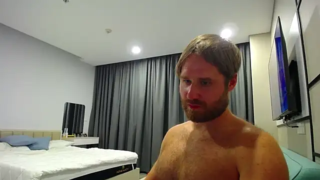 LorenzoLux online show from June 2026 02:33:02 PM