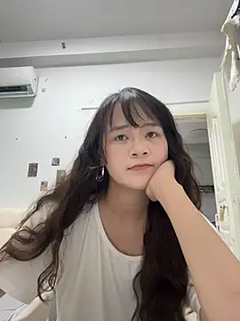 sunny-ly online show from March 2026 01:56:01 PM