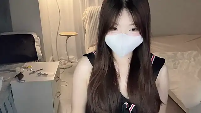  xiaoxinxin  online show from June 2026 12:00:01 PM