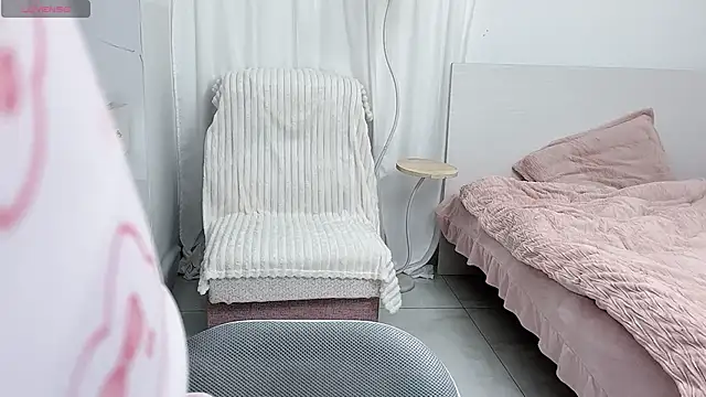  xiaoxinxin  online show from April 2026 03:18:02 PM