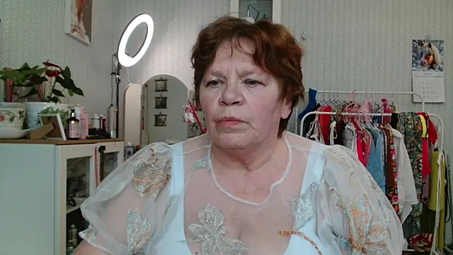 Snapshot of Kleo_doll_ chatting on February 2026 12:29:02 PM Kleo doll online show from February 2026 12:29:02 PM