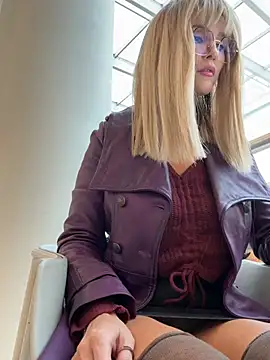 NaughtyNinky online show from February 2026 01:08:01 PM