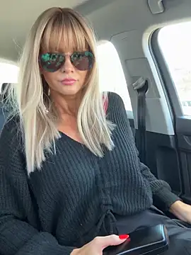 NaughtyNinky online show from March 2026 12:43:01 PM