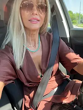 NaughtyNinky online show from May 2026 09:29:01 AM