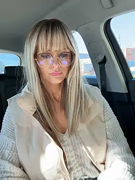 NaughtyNinky online show from April 2026 07:26:02 AM