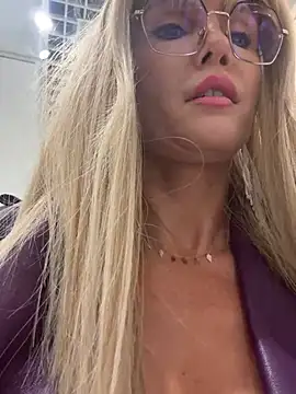 NaughtyNinky online show from February 2026 12:16:02 PM