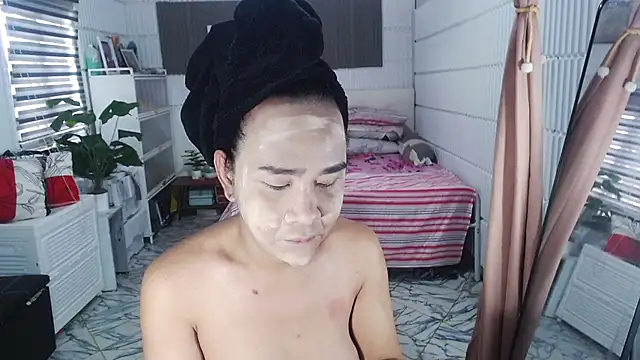 Snapshot of MShealthyCumTS69 chatting on February 2026 05:05:02 AM MShealthyCumTS69 online show from February 2026 05:05:02 AM