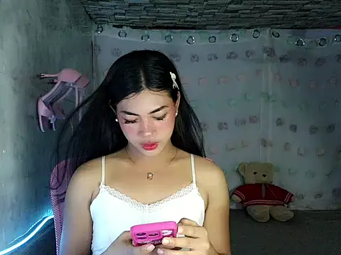 Margalona  online show from April 2026 05:46:01 AM