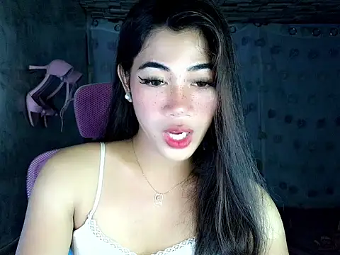 Margalona  online show from April 2026 10:39:01 AM