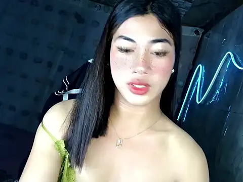 Margalona  online show from May 2026 05:27:02 PM
