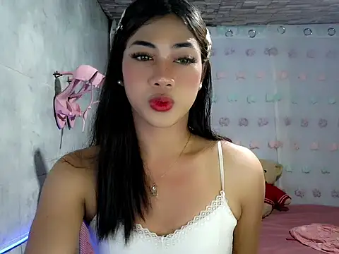 Margalona  online show from April 2026 02:13:02 PM