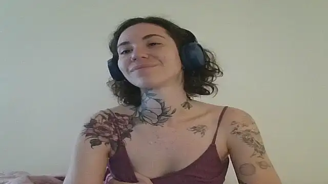 Dirty Pink online show from March 2026 09:44:02 AM