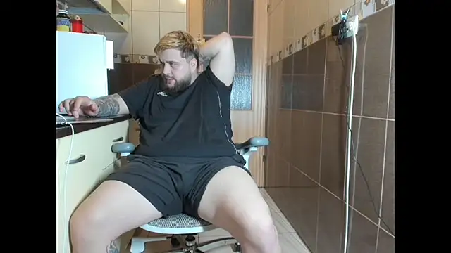 ashtondel online show from April 2026 02:01:01 AM