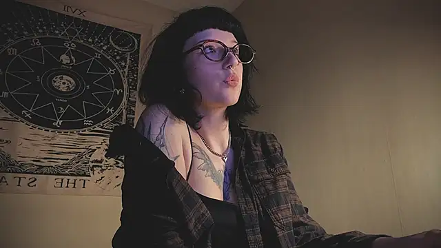 ghoticspectre online show from January 2026 04:10:02 PM