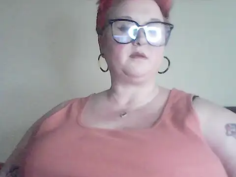 BustyRedxx online show from April 2026 09:55:02 AM