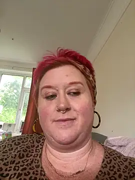 BustyRedxx online show from June 2026 04:23:02 PM