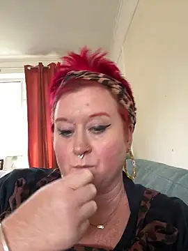 BustyRedxx online show from June 2026 03:57:01 PM