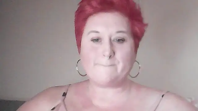 BustyRedxx online show from March 2026 07:21:01 PM