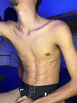 Snapshot of alexx_23cm chatting on April 2026 11:06:01 PM alexx 23cm online show from April 2026 11:06:01 PM