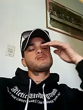 Fernandocj  online show from January 2026 04:32:01 PM