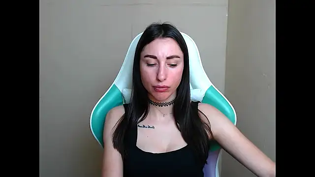 cammila horn online show from March 2026 11:59:01 AM