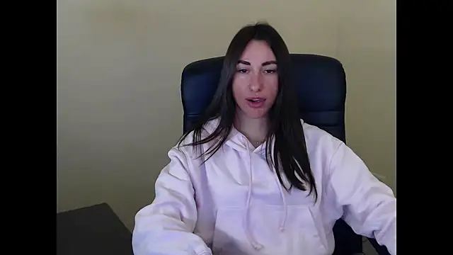 cammila horn online show from March 2026 06:36:01 PM