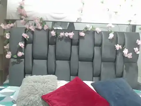 lindajohnson22 online show from January 2026 05:00:01 AM