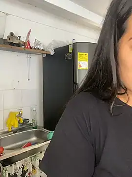 Bigbooty sex online show from June 2026 06:46:02 PM