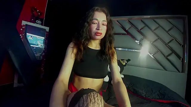 Clarita Hill online show from March 2026 07:39:01 PM