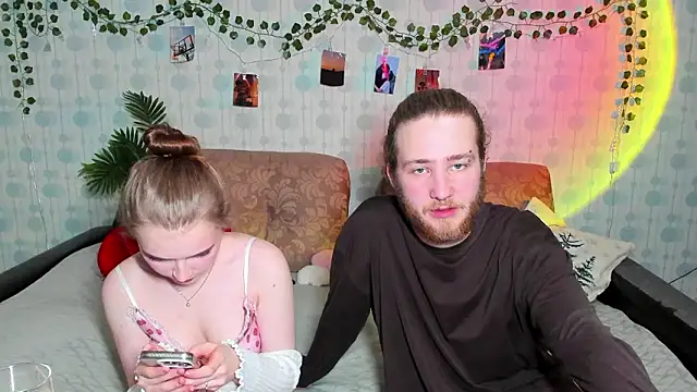 swiity room  online show from February 2026 06:04:02 PM