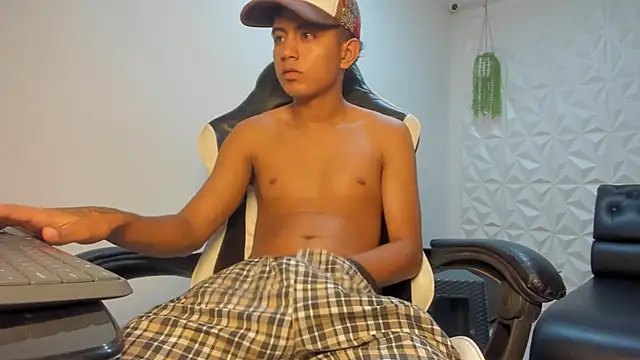 Alluringangel23 online show from January 2026 01:31:01 AM