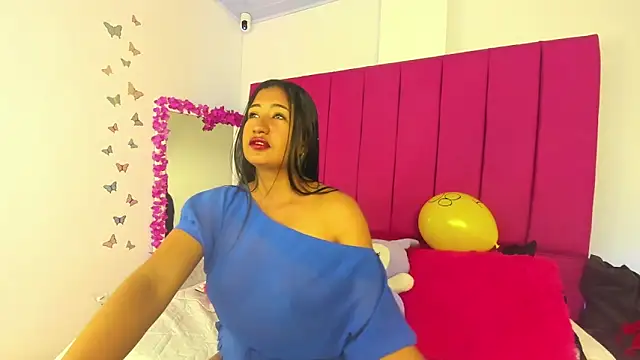 Mia Miller001 online show from February 2026 08:17:02 PM