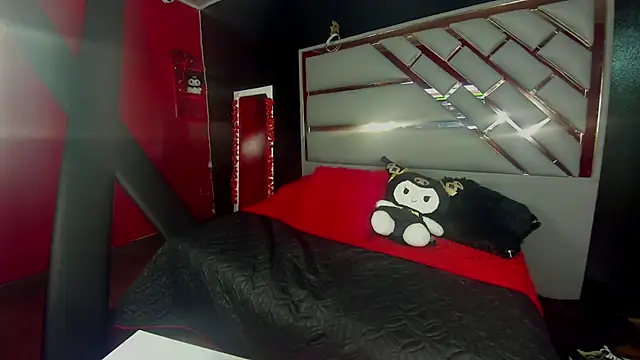 Mia Miller001 online show from February 2026 07:22:01 PM