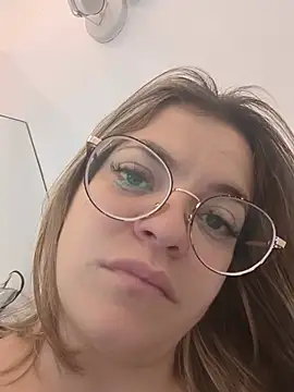 gisequeen online show from June 2026 06:42:01 PM