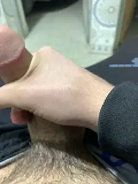 Wassimdz410 online show from April 2026 09:54:01 PM